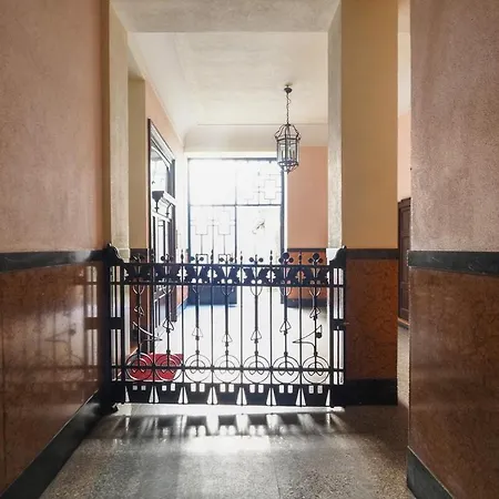 Refined And Bright One-bedroom Near Risorgimento Apartment *