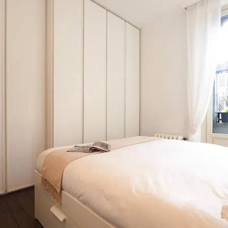 Refined And Bright One-bedroom Near Risorgimento *